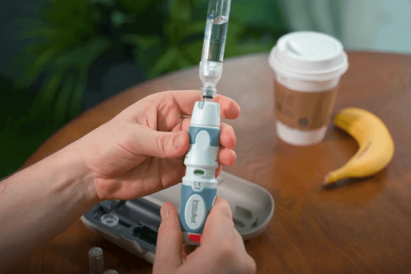 Filling up insulin into InsuJet needle-free device